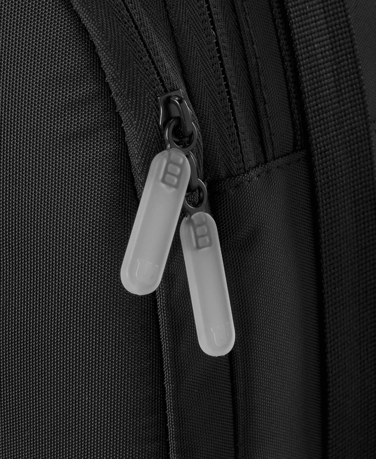 Sac De Tennis Wilson Black Tour 6Pk Racket Bag Black Black 10 Sac De Tennis Wilson Black Tour 6Pk Racket Bag Black Black – Image 8